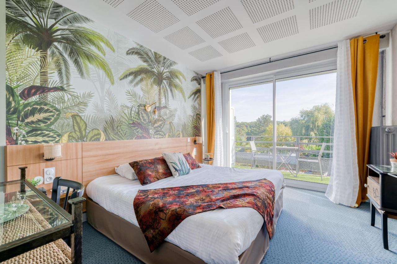 Logis Hotel Maison Carree Restaurant O Carre Dart Mereville  ภายนอก รูปภาพ