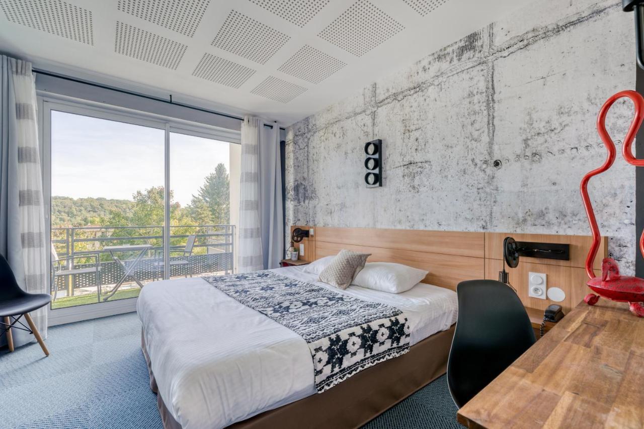 Logis Hotel Maison Carree Restaurant O Carre Dart Mereville  ภายนอก รูปภาพ